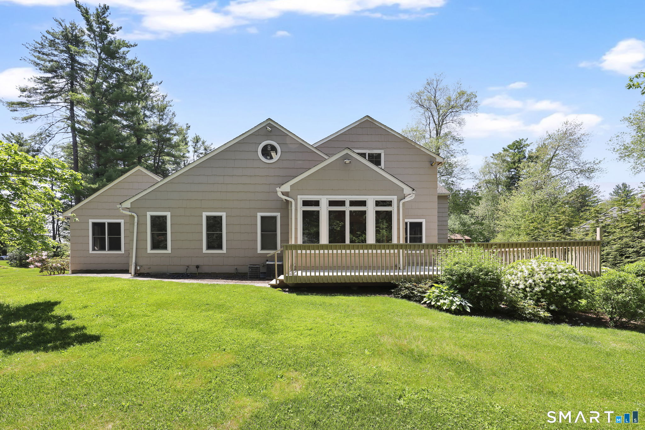 10 Hampshire Lane
