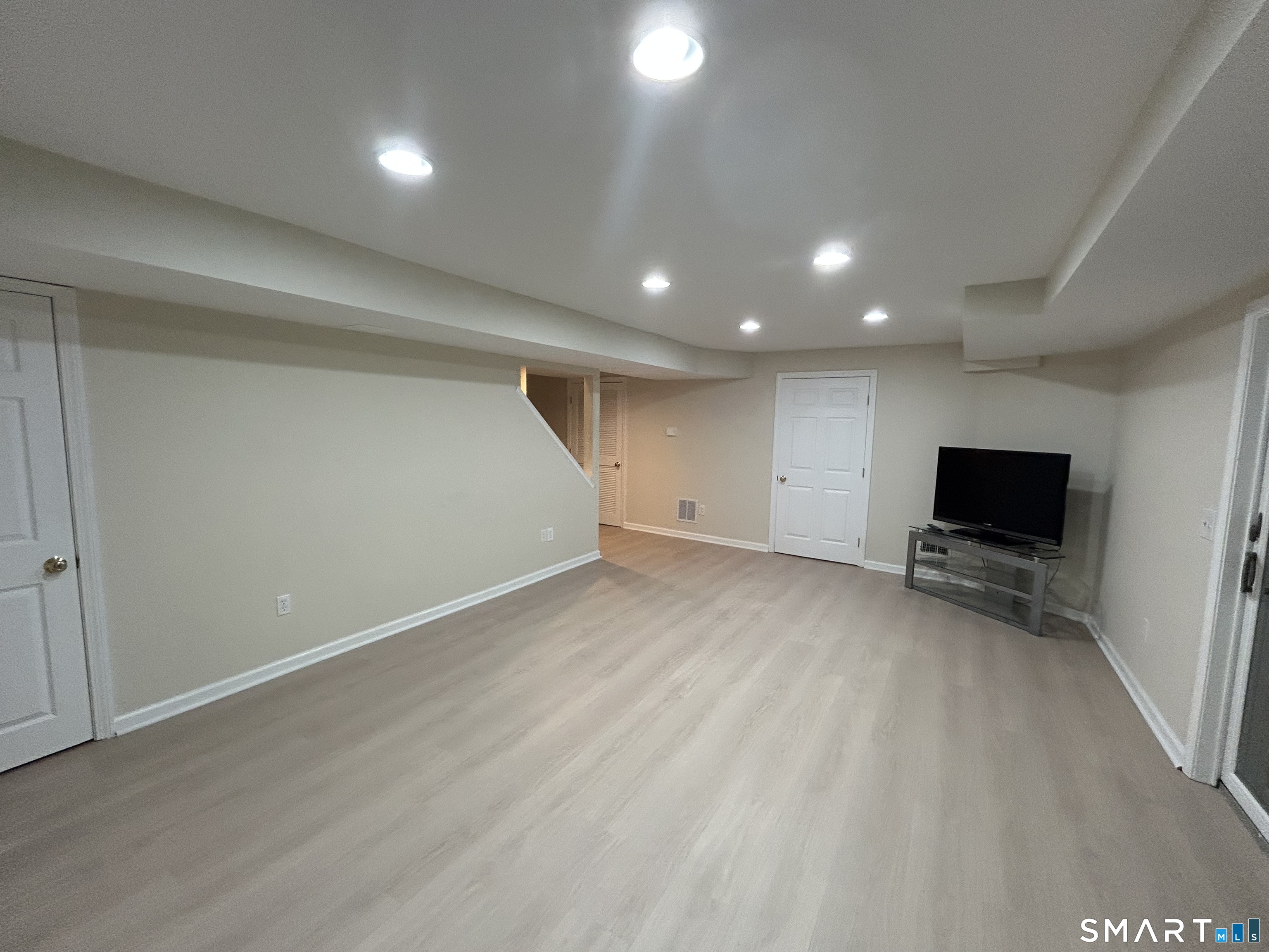10 Sidney Way 10