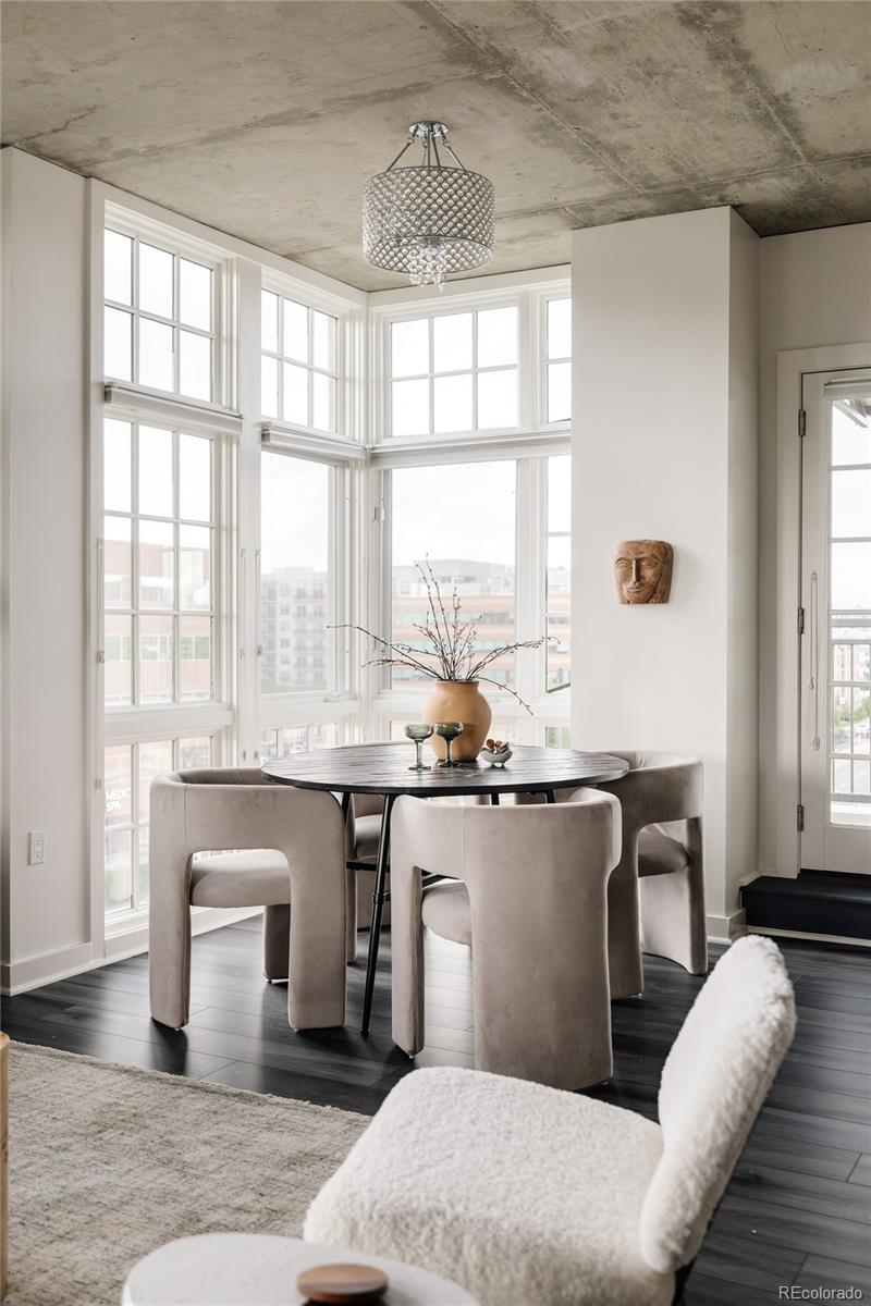 275 S Harrison Street Unit: 501