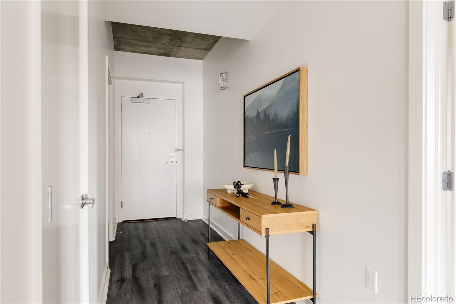 275 S Harrison Street Unit: 501