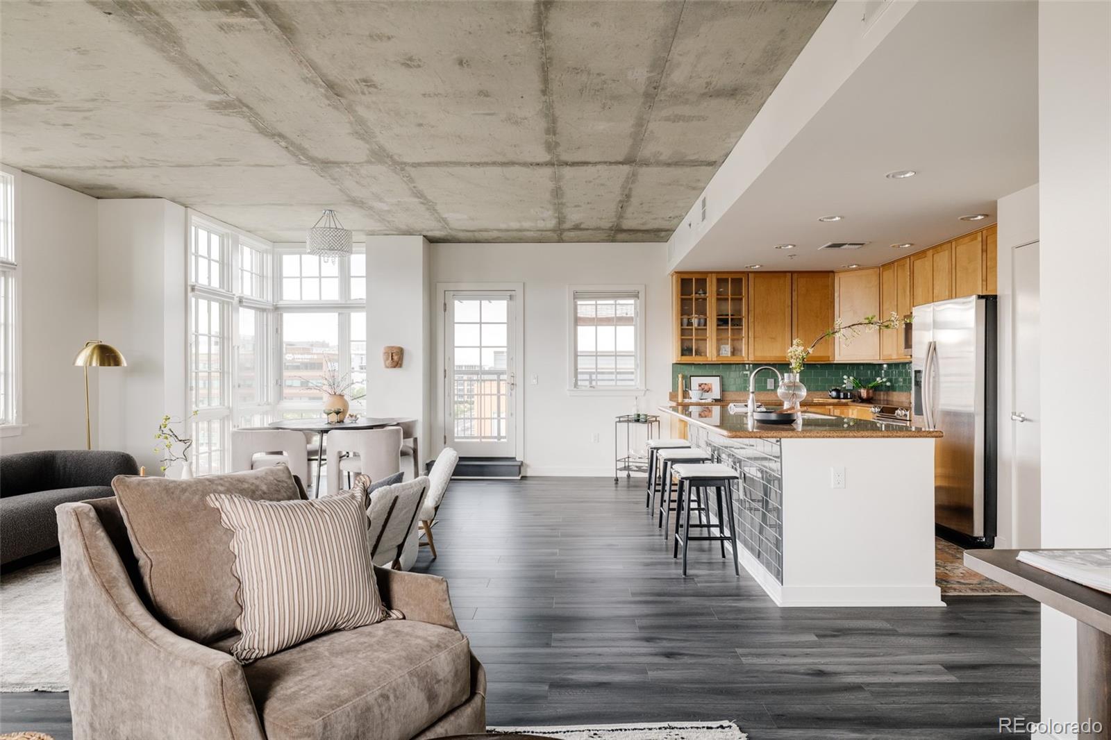 275 S Harrison Street Unit: 501