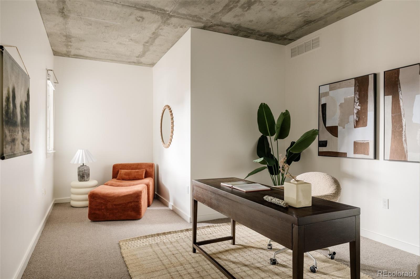 275 S Harrison Street Unit: 501