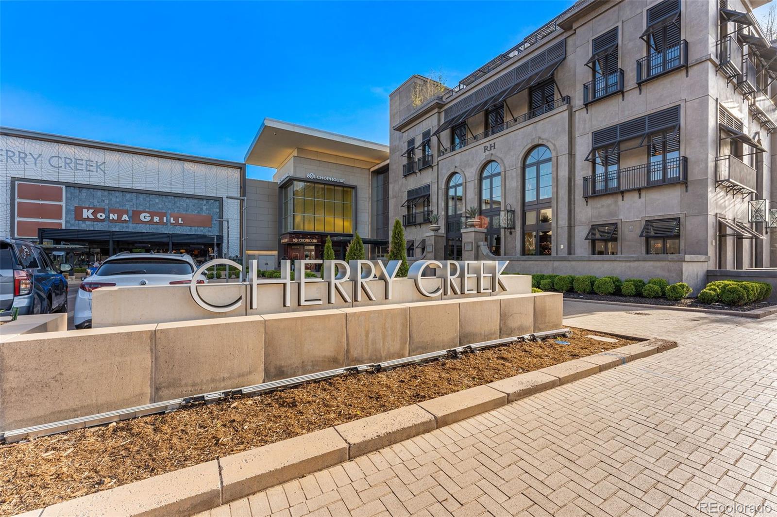 275 S Harrison Street Unit: 501