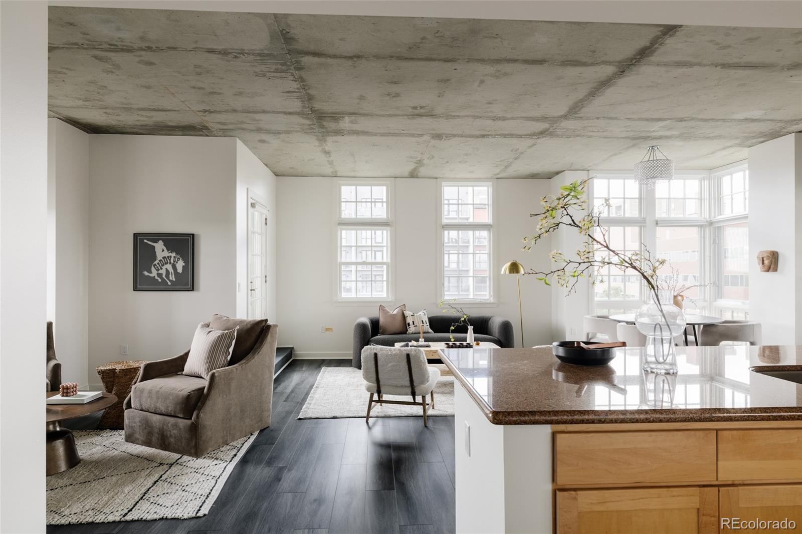 275 S Harrison Street Unit: 501