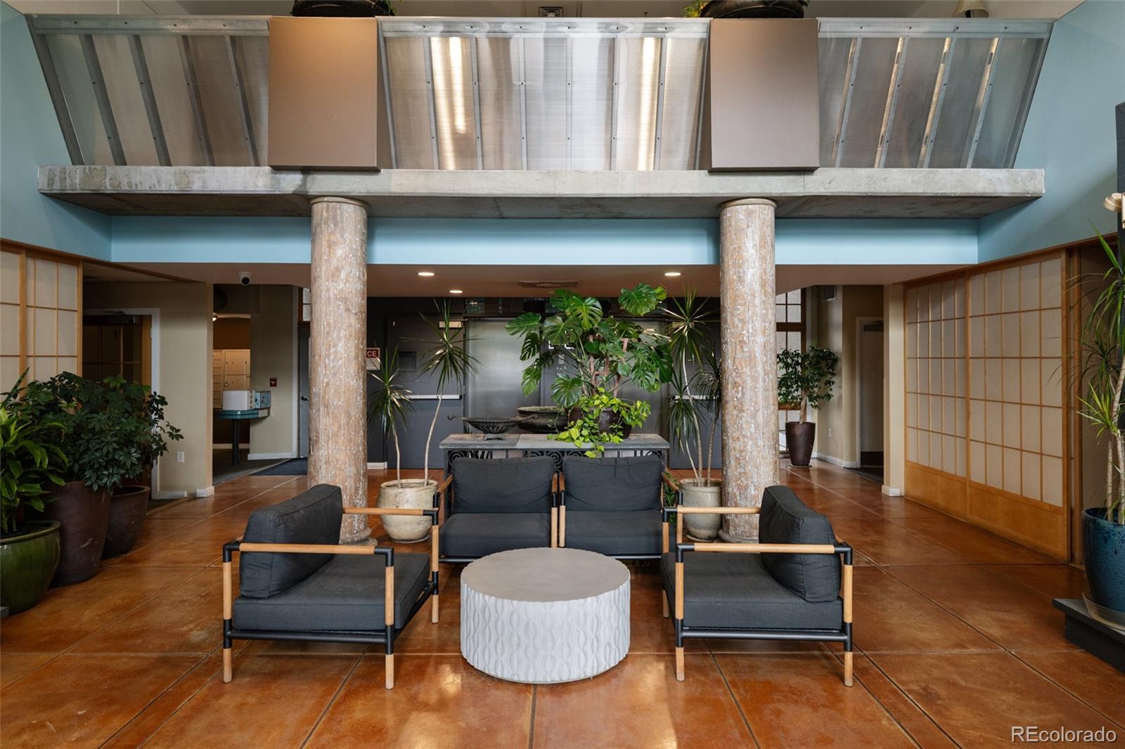 275 S Harrison Street Unit: 501