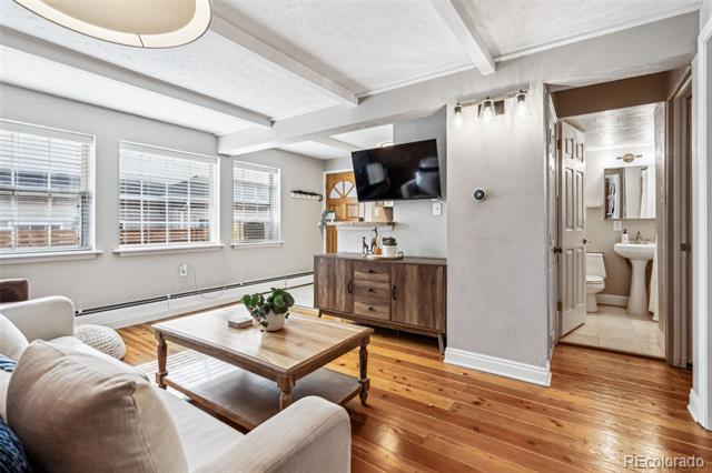 160 Jackson Street Unit: 5