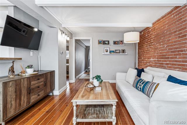 160 Jackson Street Unit: 5