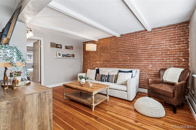 160 Jackson Street Unit: 5