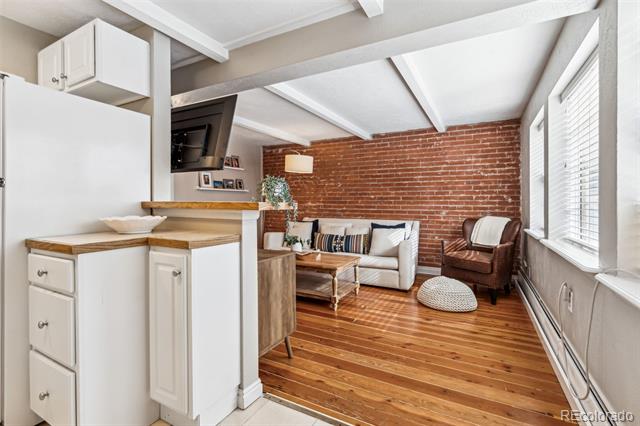 160 Jackson Street Unit: 5