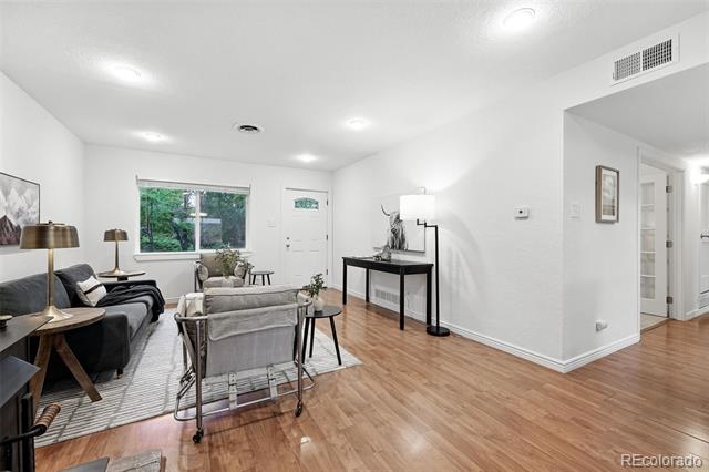 981 Ursula Street