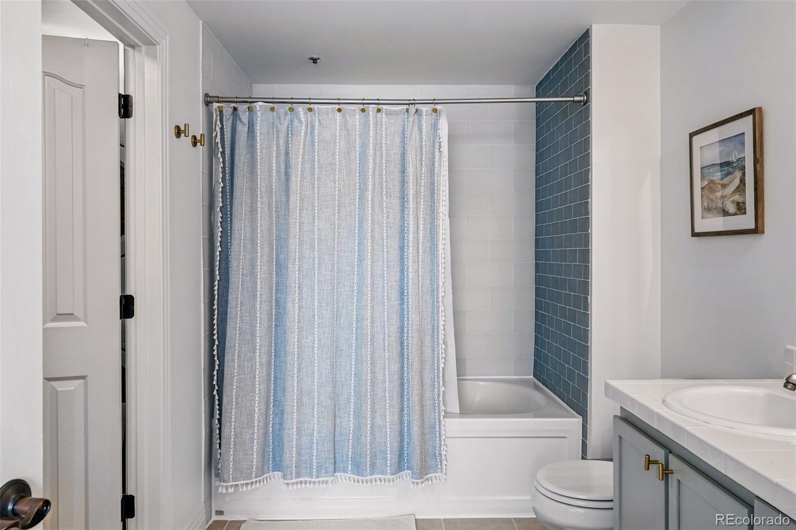 2195 Decatur Street Unit: 212
