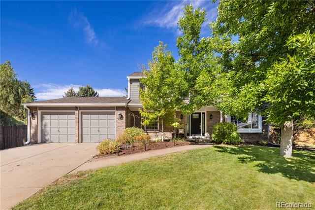 5807 E Long Place