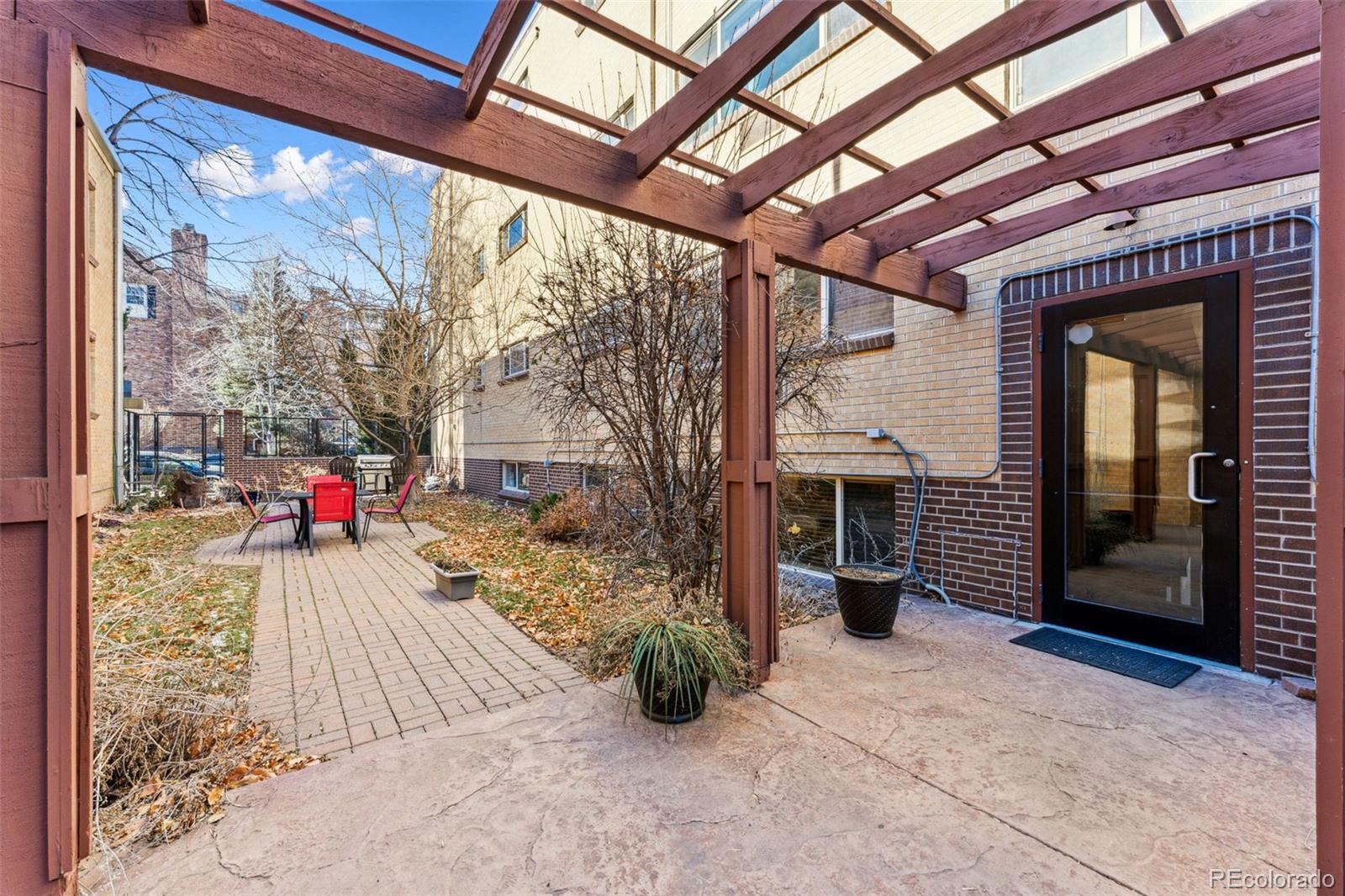 10 N Ogden Street Unit: 101
