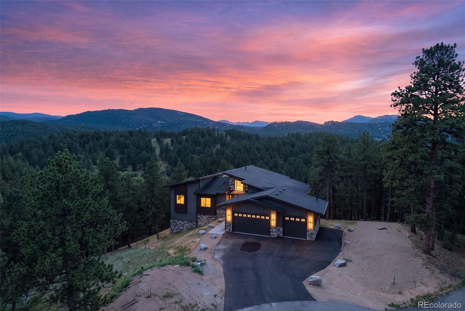 5197 Mountain Vista Lane