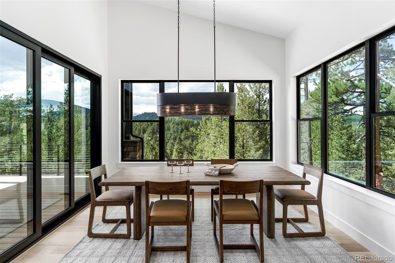 5197 Mountain Vista Lane