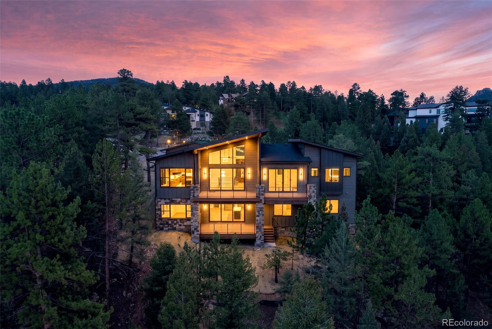 5197 Mountain Vista Lane