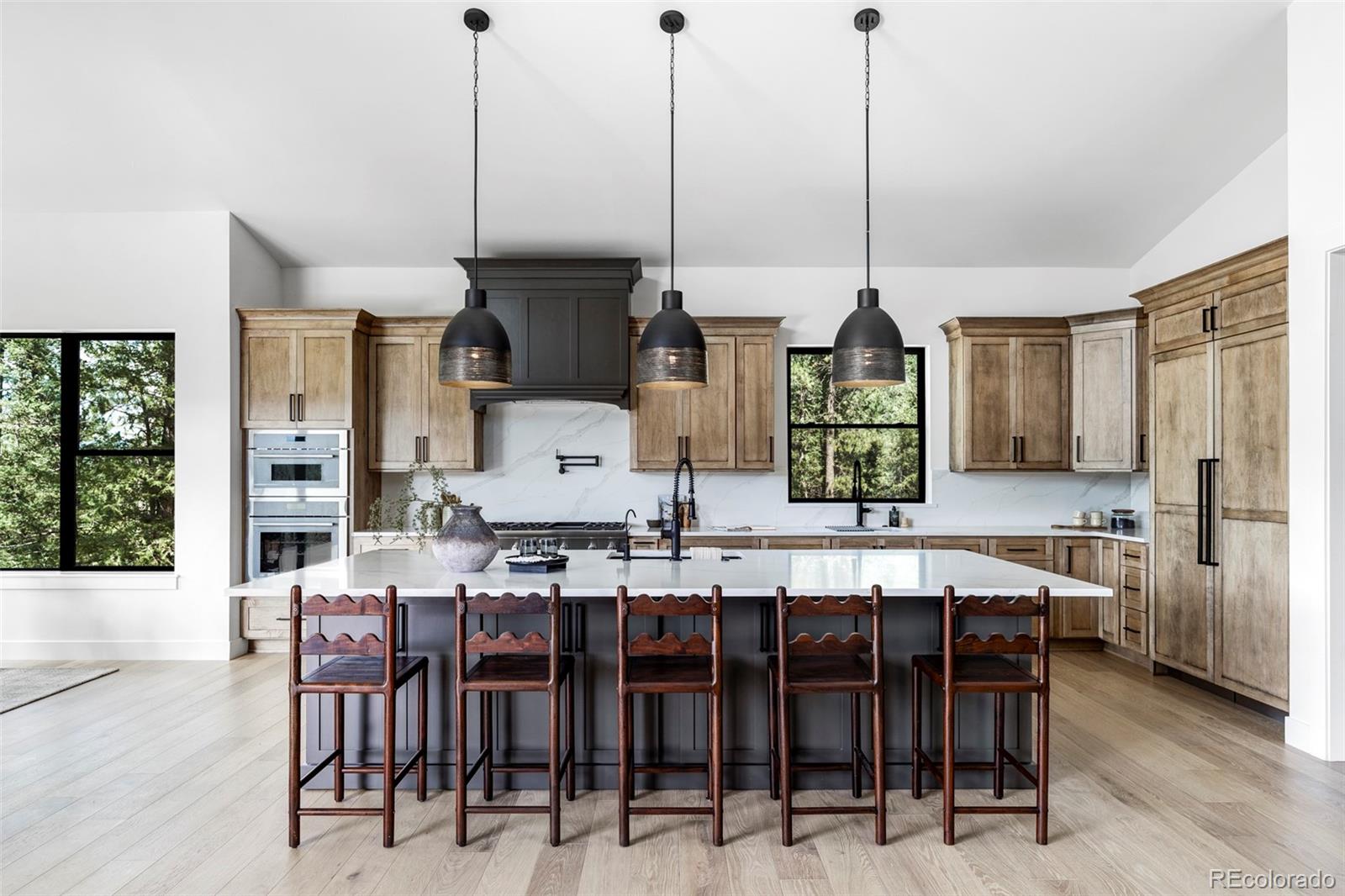 5197 Mountain Vista Lane