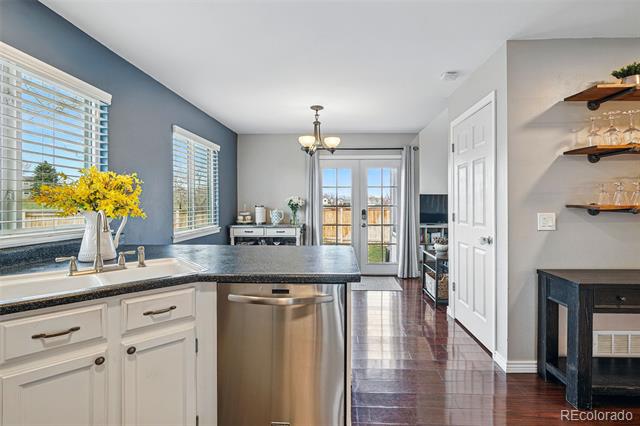 9521 Joyce Lane