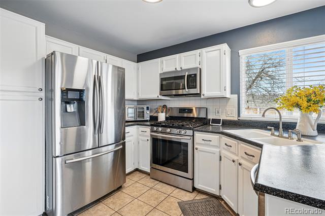 9521 Joyce Lane