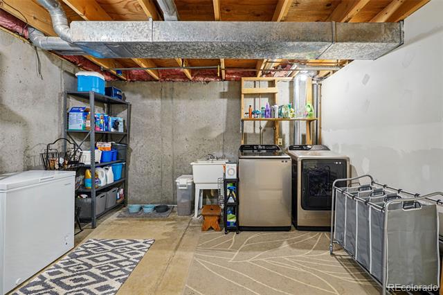 9521 Joyce Lane