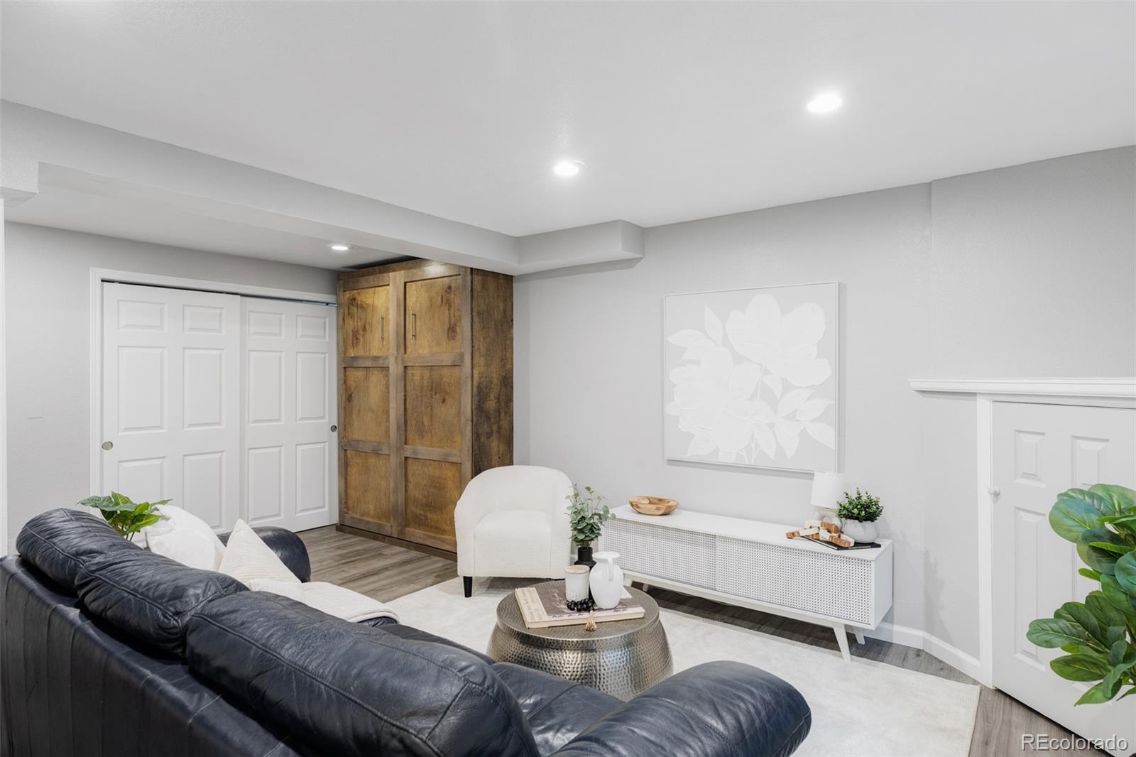 9504 Pendleton Drive