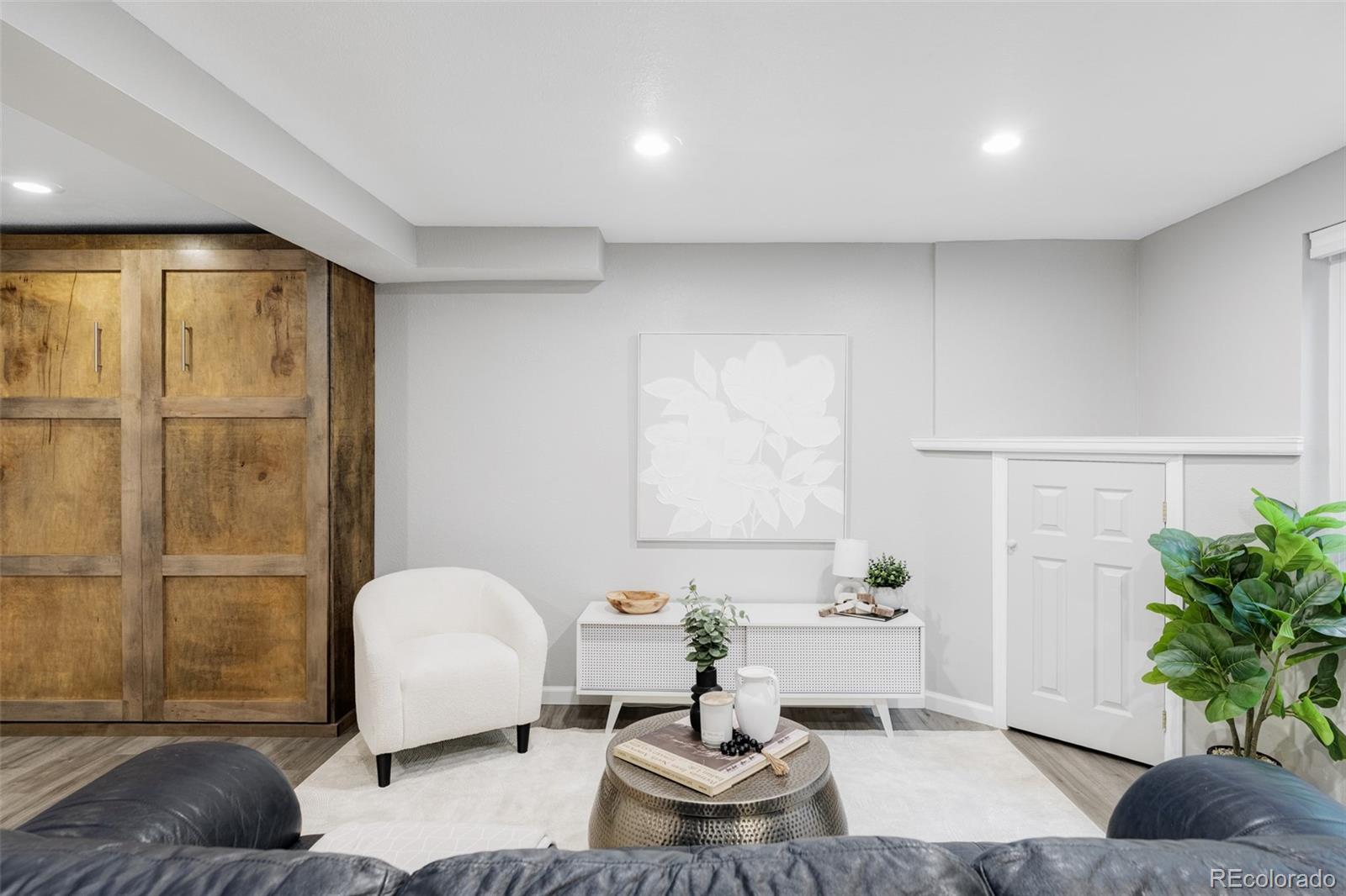 9504 Pendleton Drive
