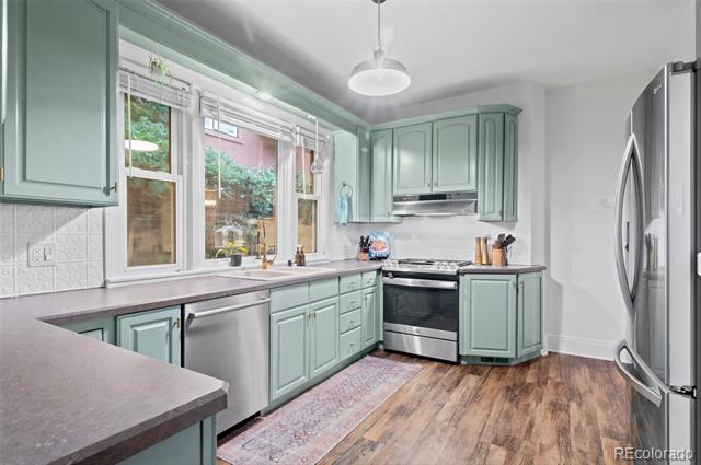 1069 S Ogden Street