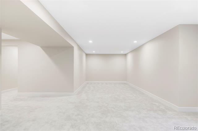 16075 E 109th Place