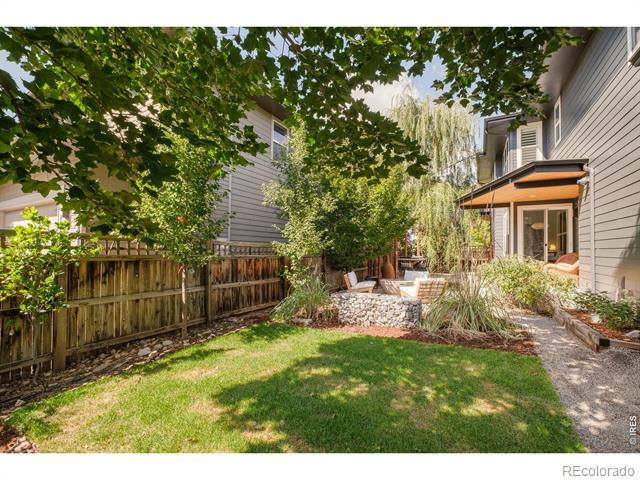 9138 E 35th Place