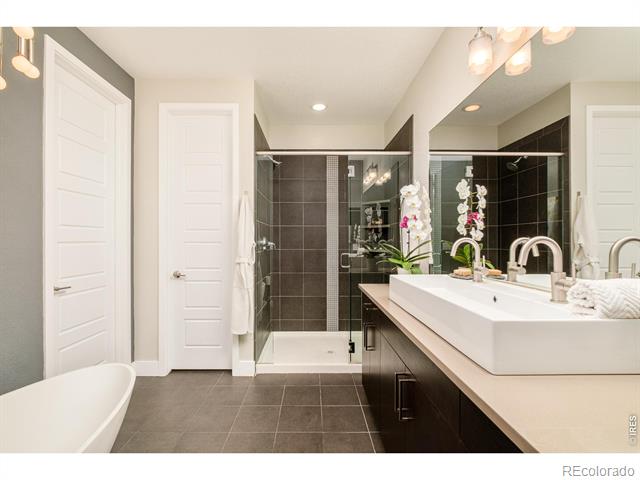 9138 E 35th Place