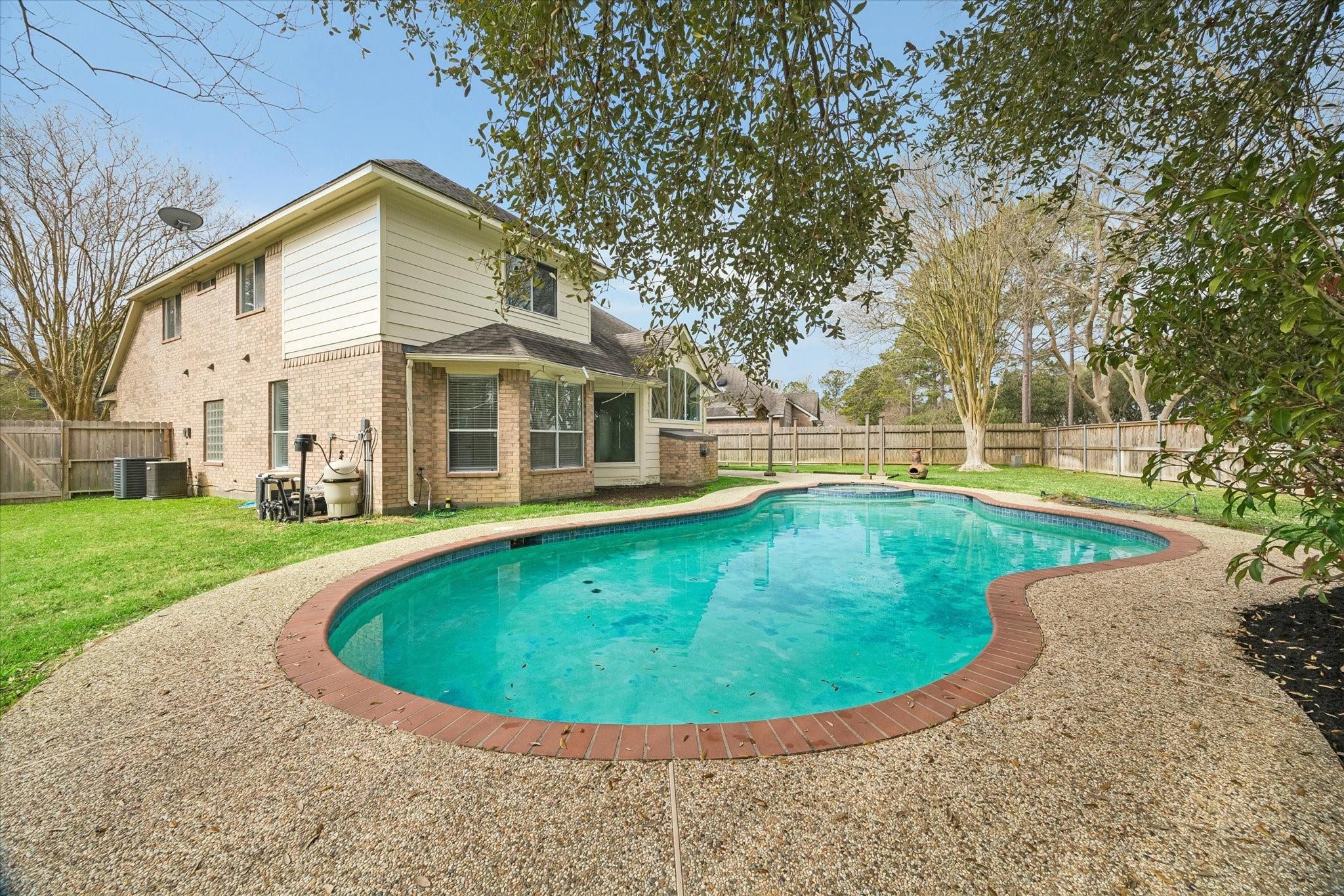 18042 Somerset Knolls