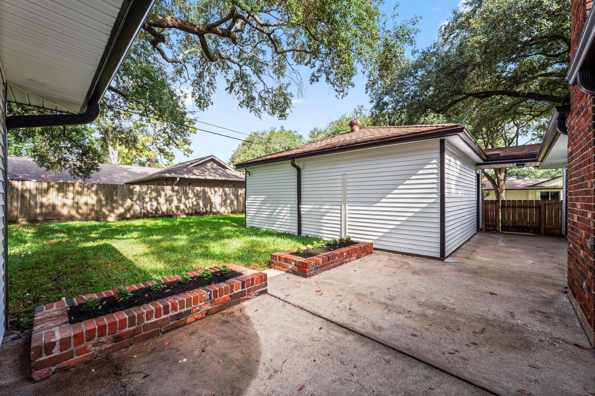 2535 Southwick Street