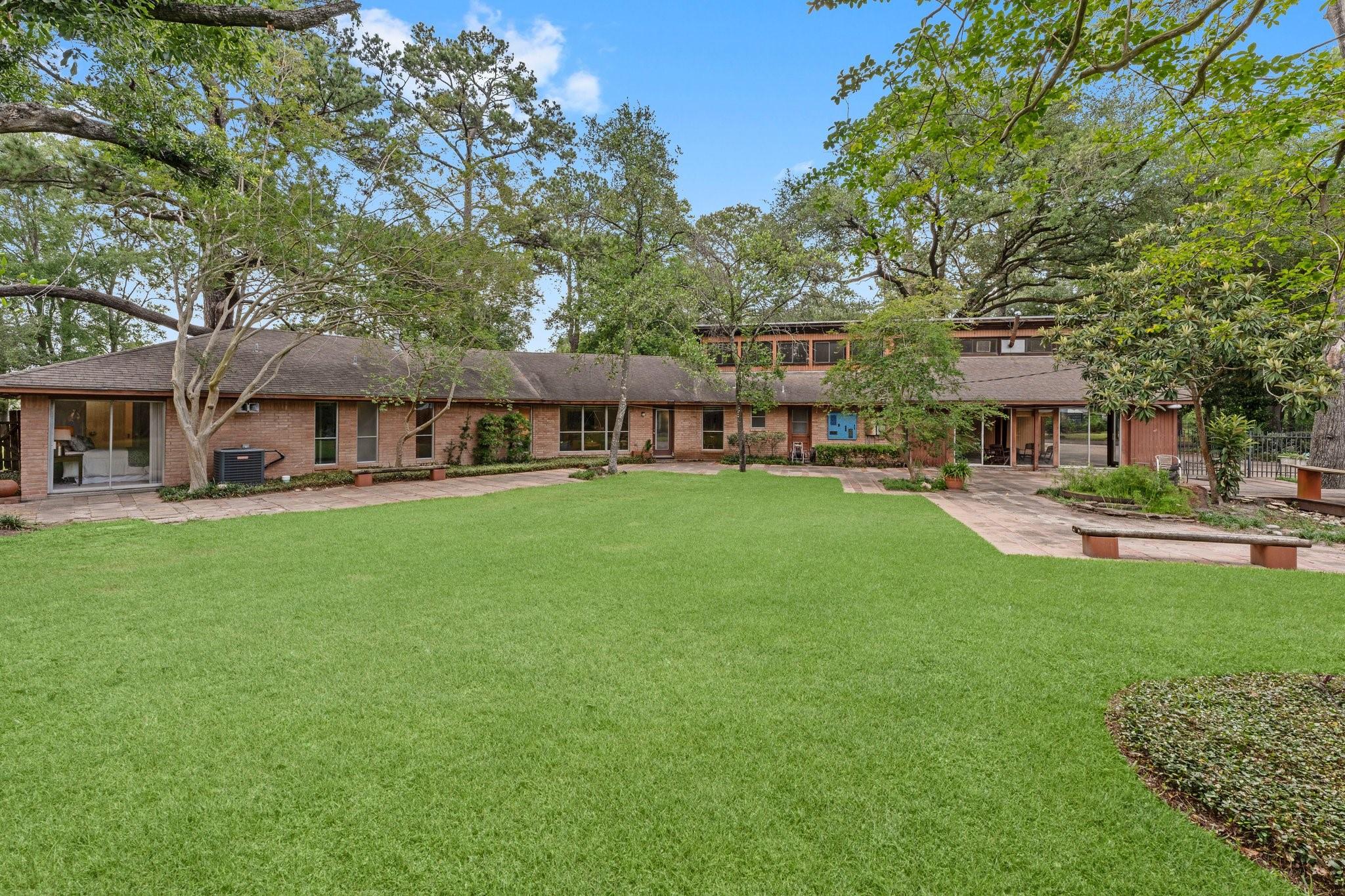 9809 Neuens Road