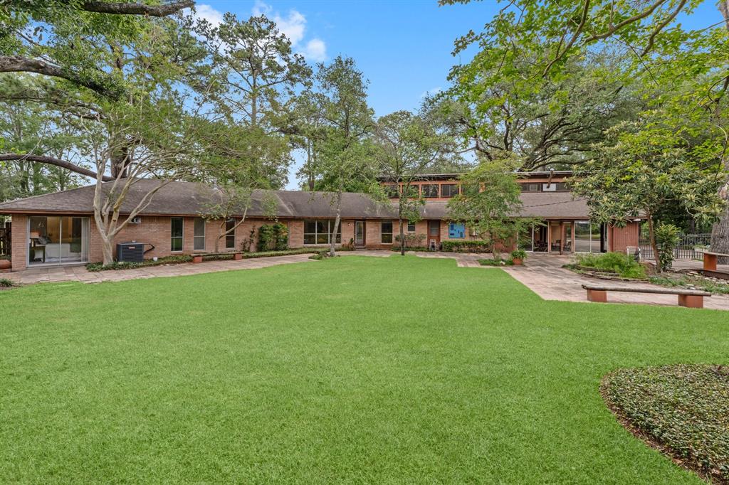 9809 Neuens Road
