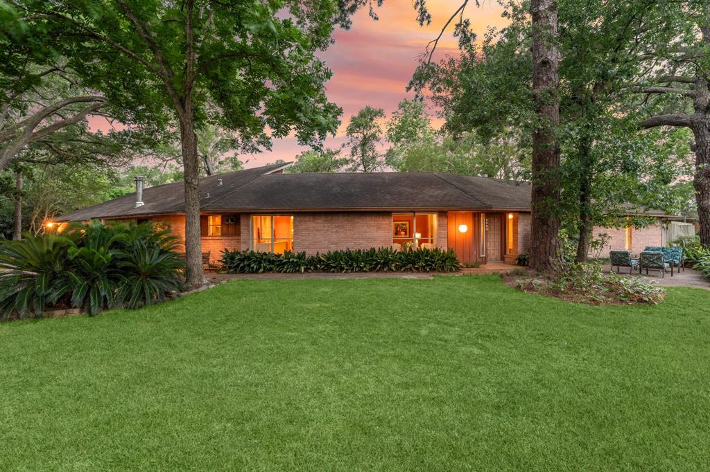 9809 Neuens Road