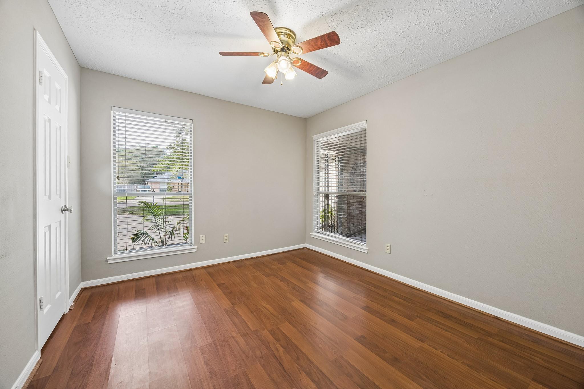 15330 Glenwood Park Drive