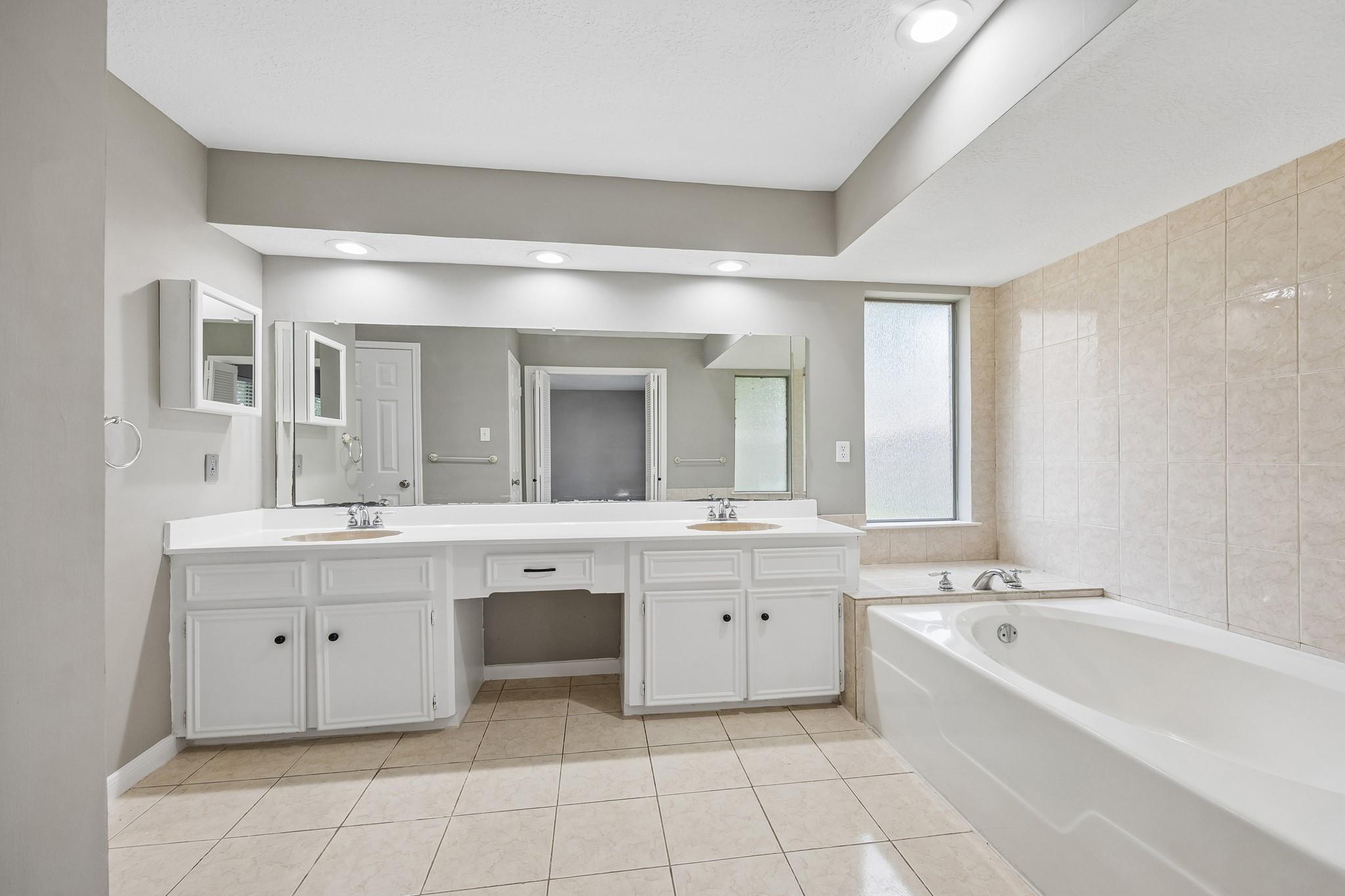 15330 Glenwood Park Drive