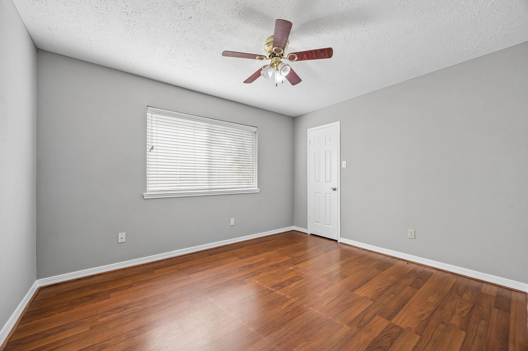 15330 Glenwood Park Drive