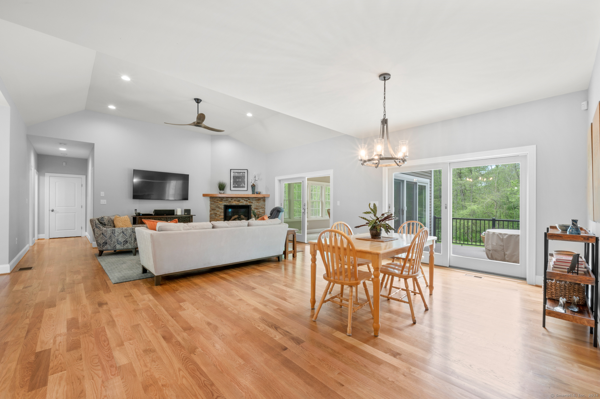 14 Mountain Laurel Way