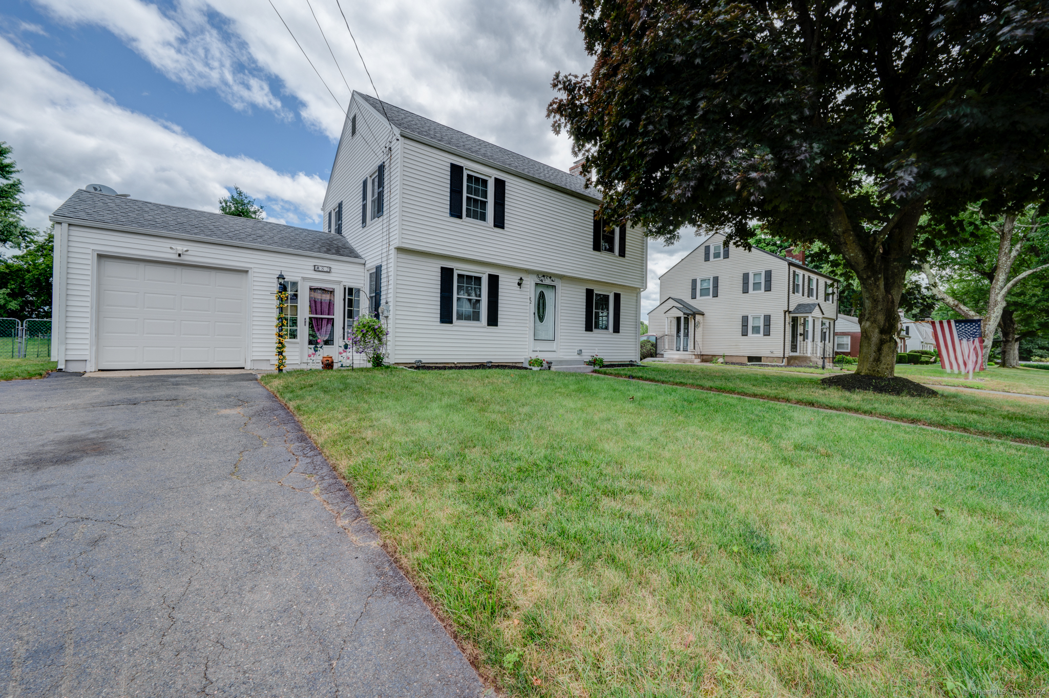 82 Knollwood Road