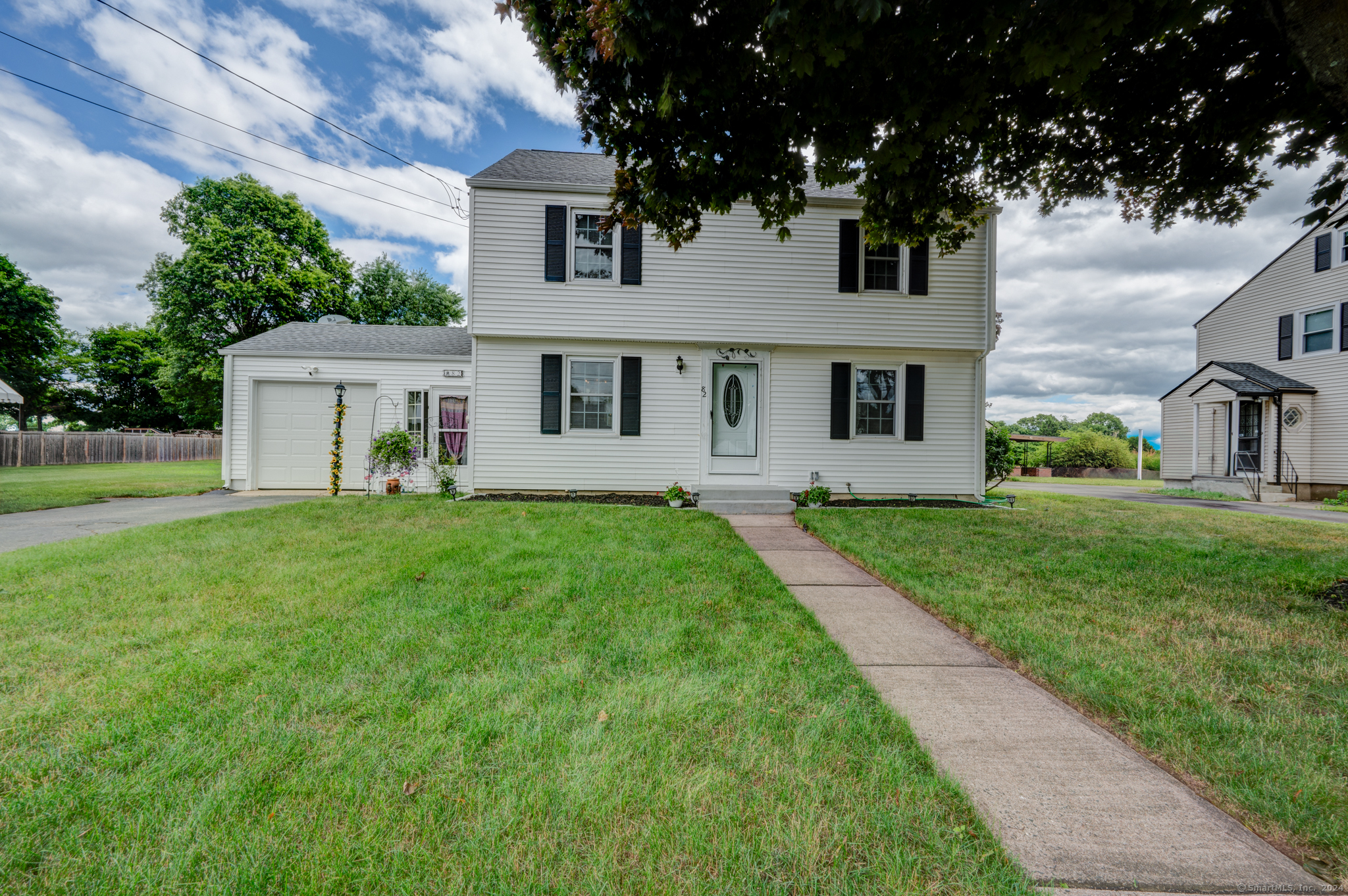 82 Knollwood Road