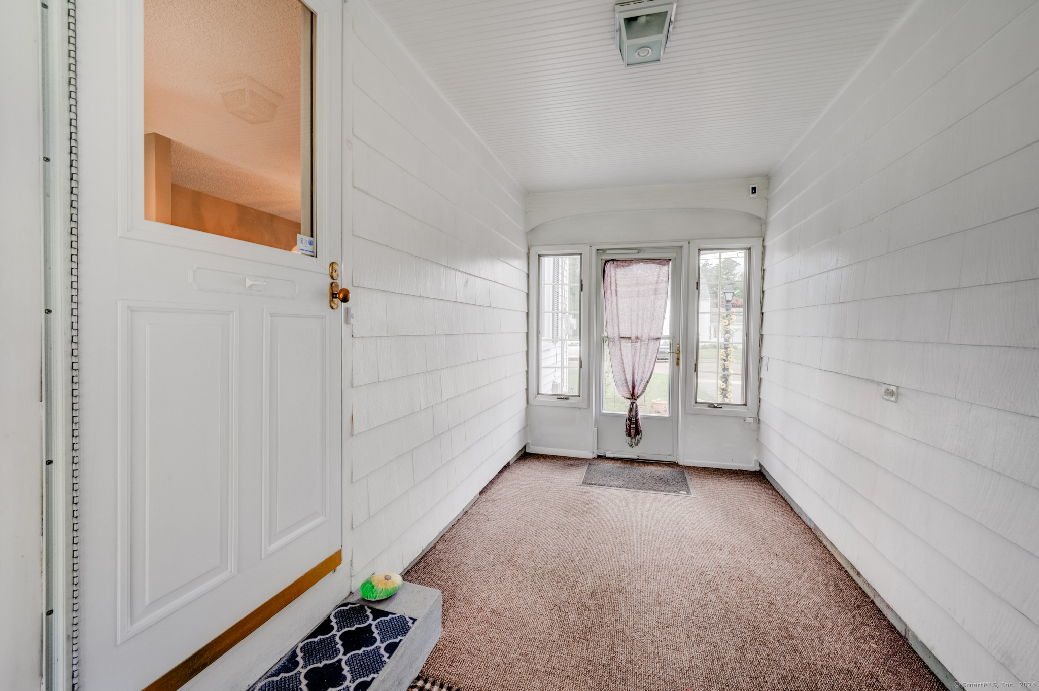 82 Knollwood Road