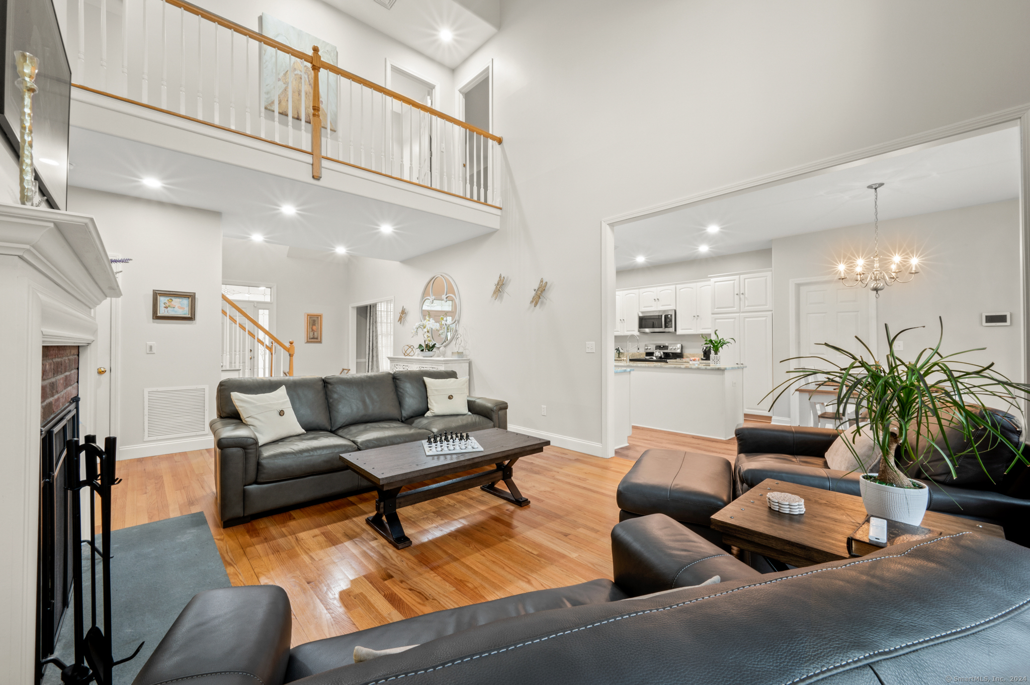 25 Comstock Trail