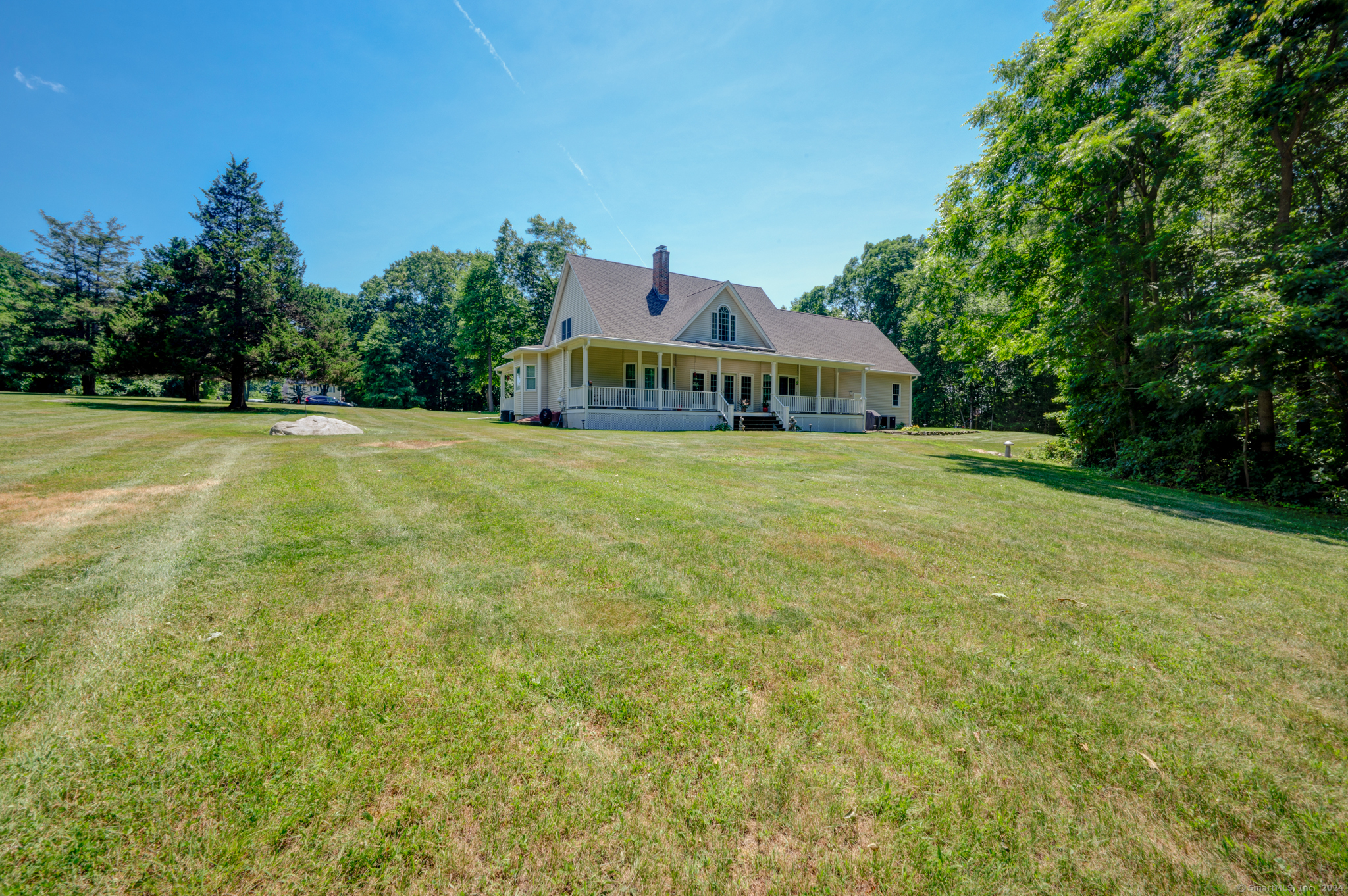 25 Comstock Trail