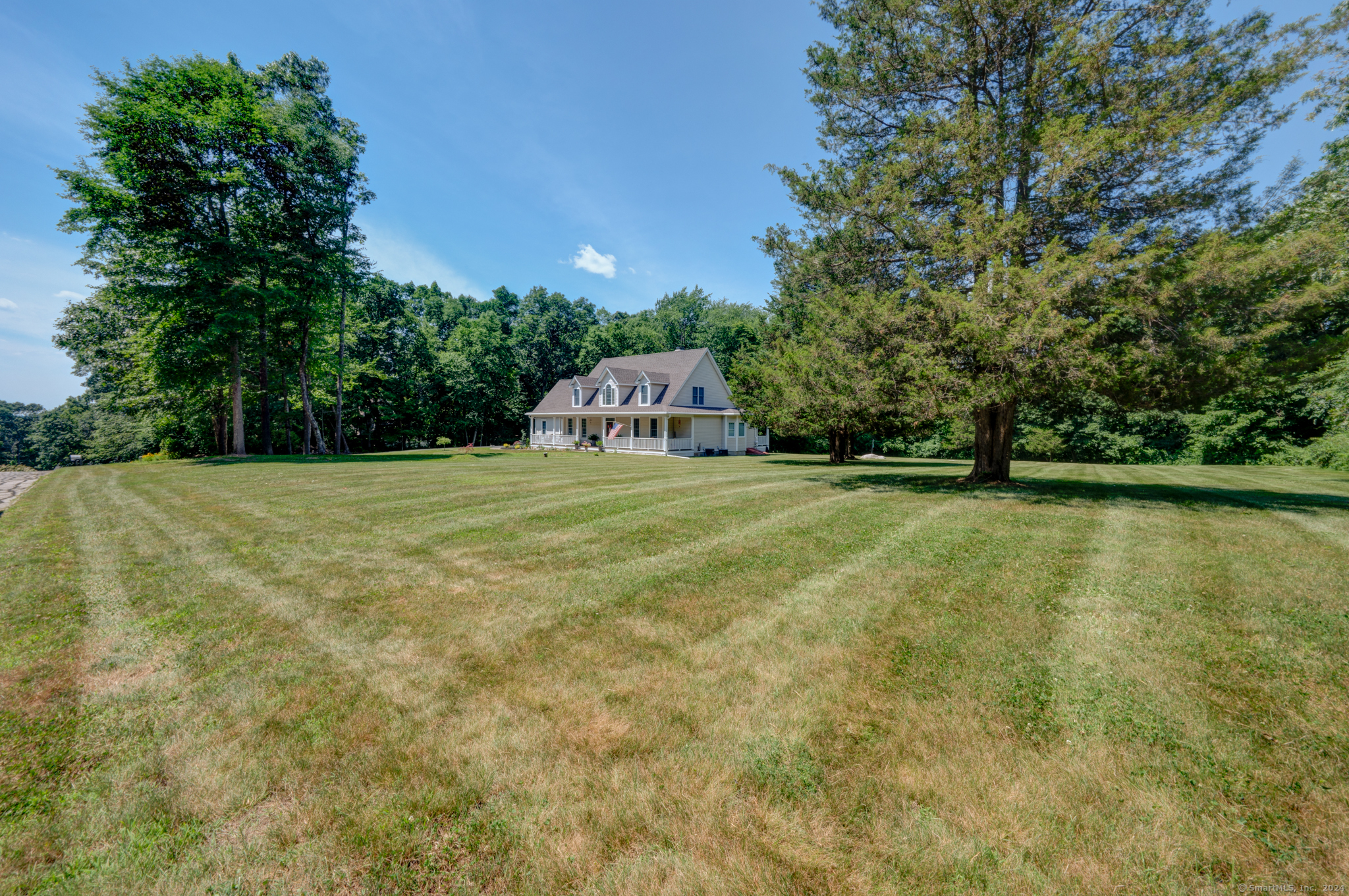 25 Comstock Trail