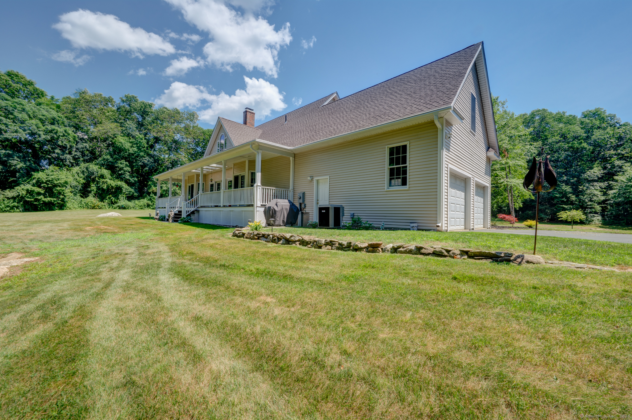 25 Comstock Trail