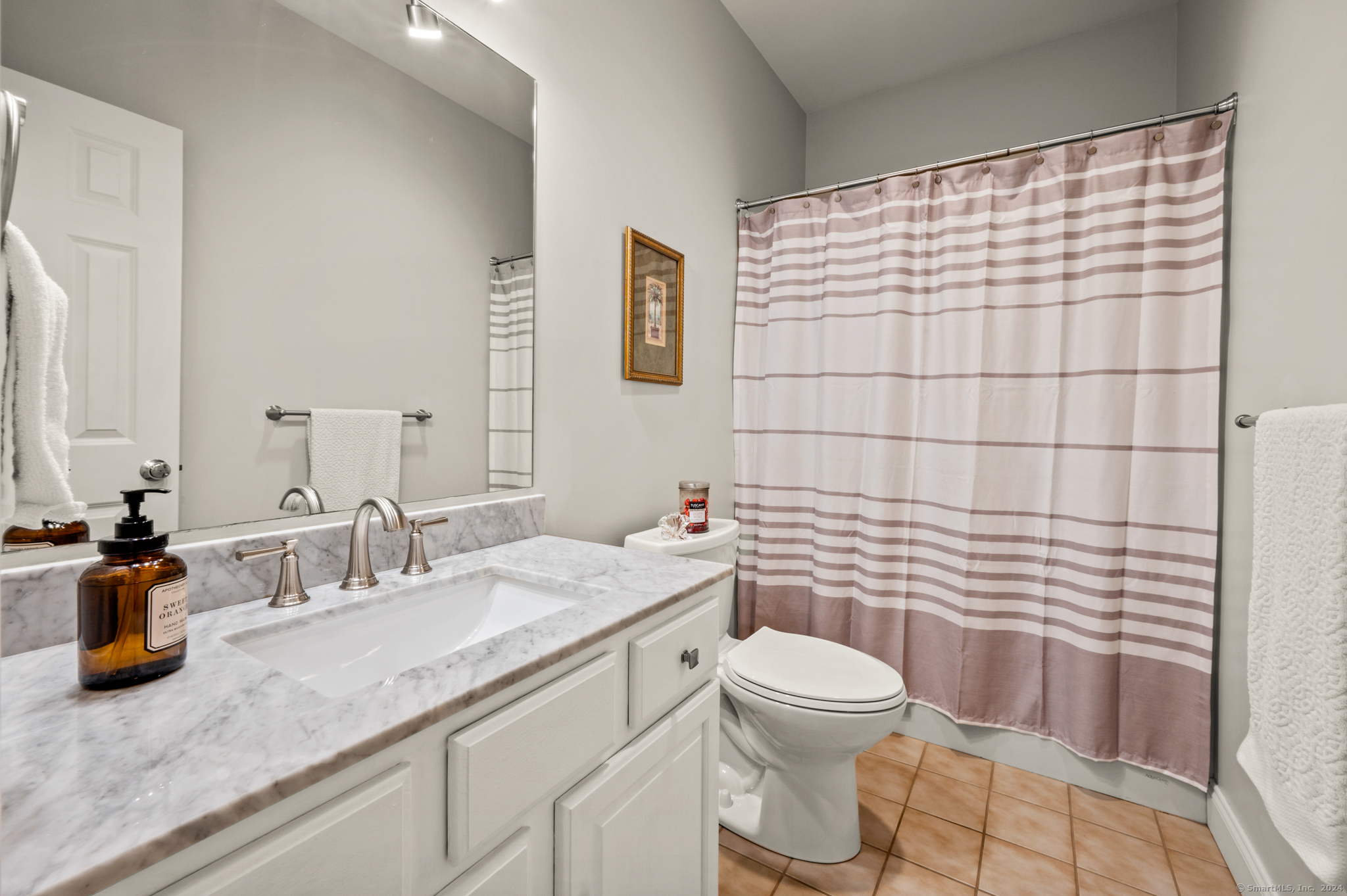 25 Comstock Trail