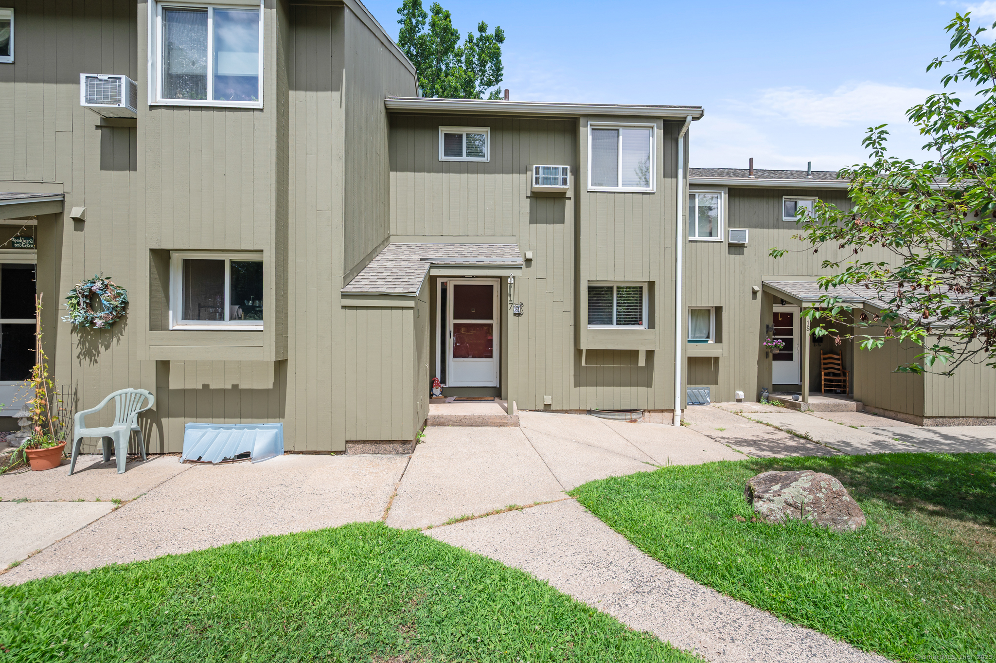 17 McKenna Drive