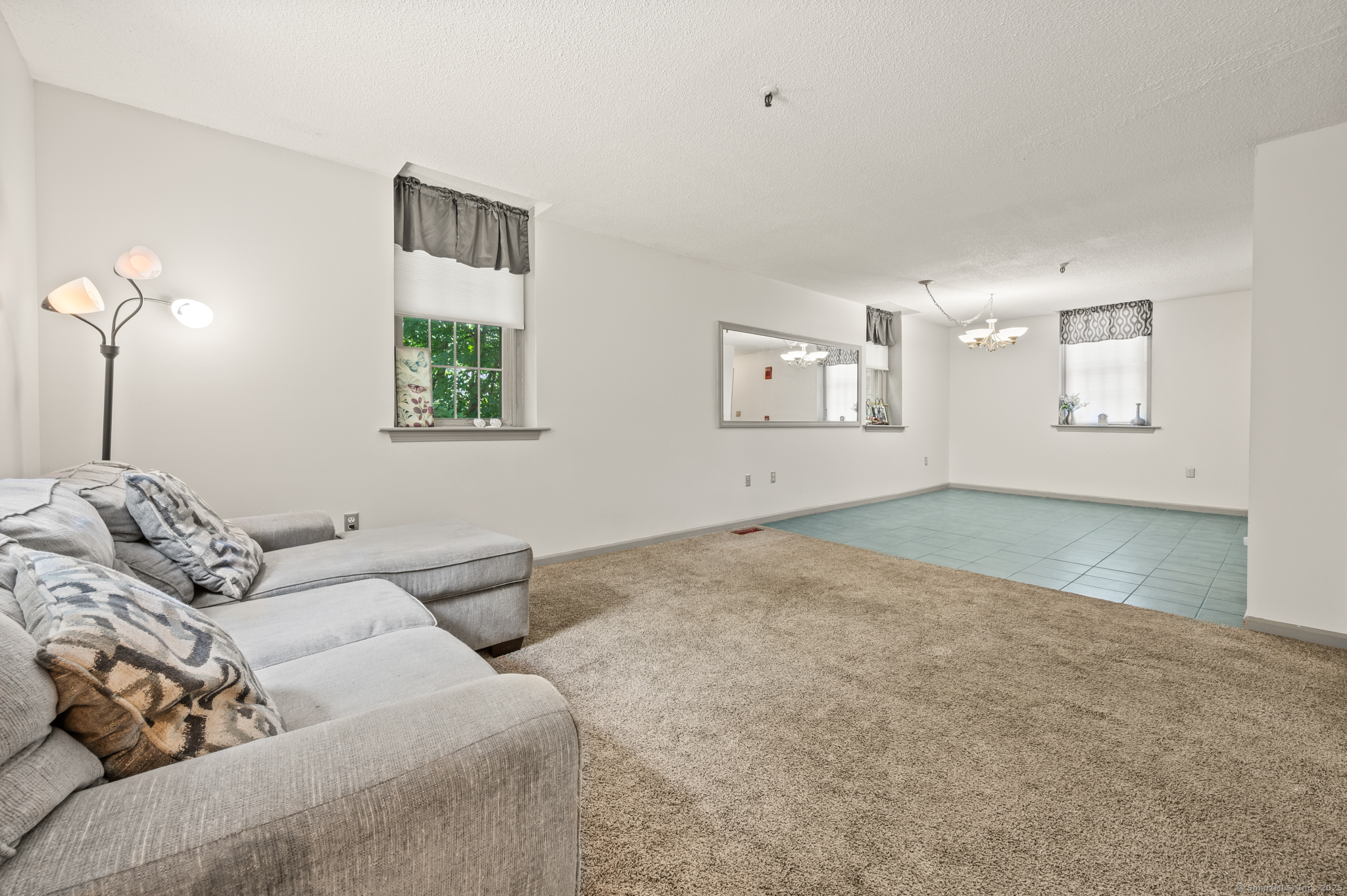 1 Russell Street APT 11