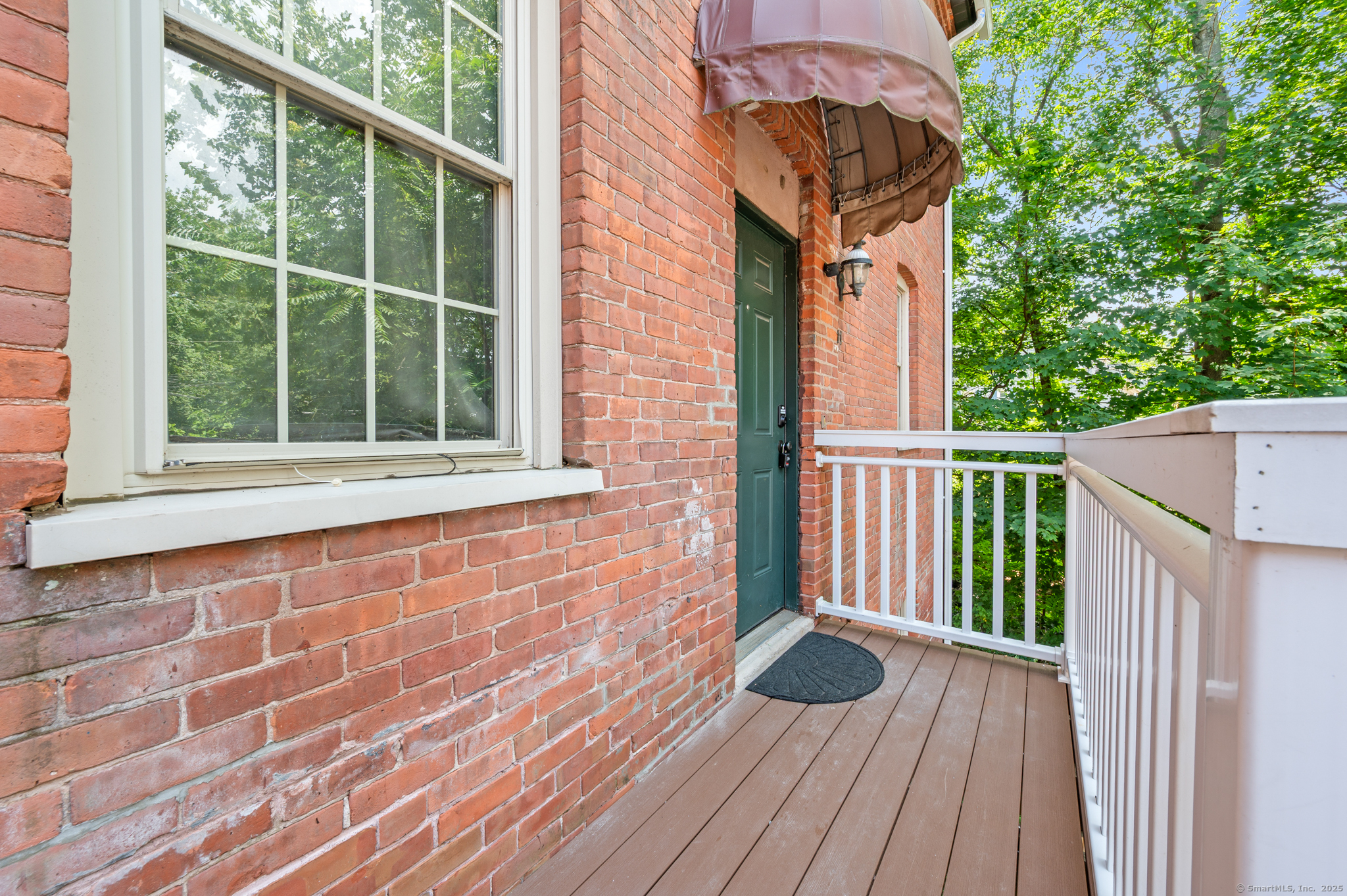 1 Russell Street APT 11